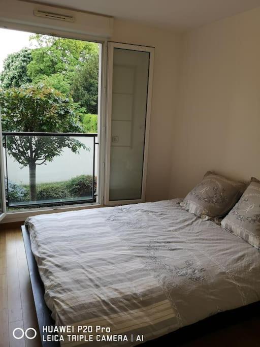 Spacieux 3 Pieces Sur Jardin อีวรี-ซูร์-แซ็น ภายนอก รูปภาพ
